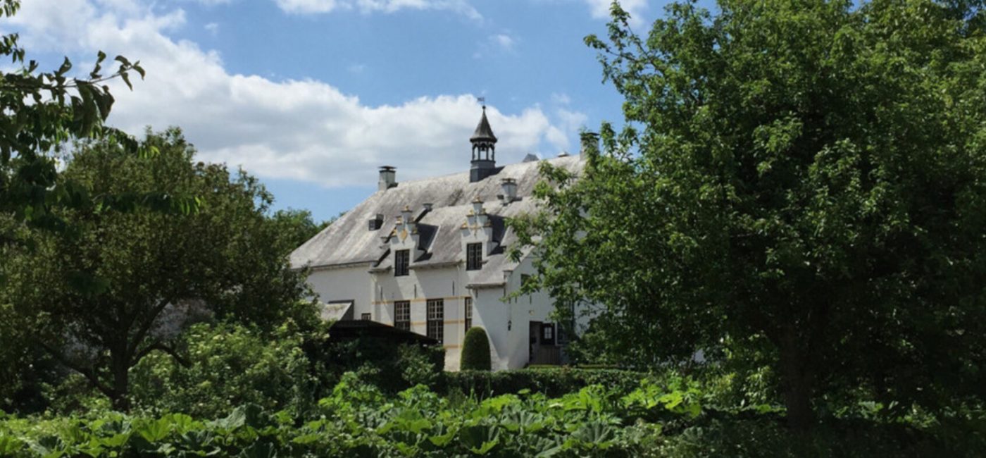 Slot Doddendael in een landelijke omgeving met binnen- en buitenruimtes